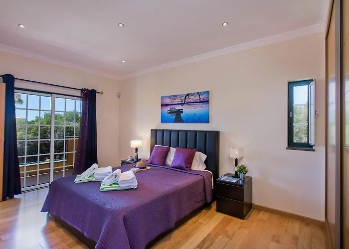 Nincha - Heated Pool - Free Wi-fi - Air Con ヴィラ *