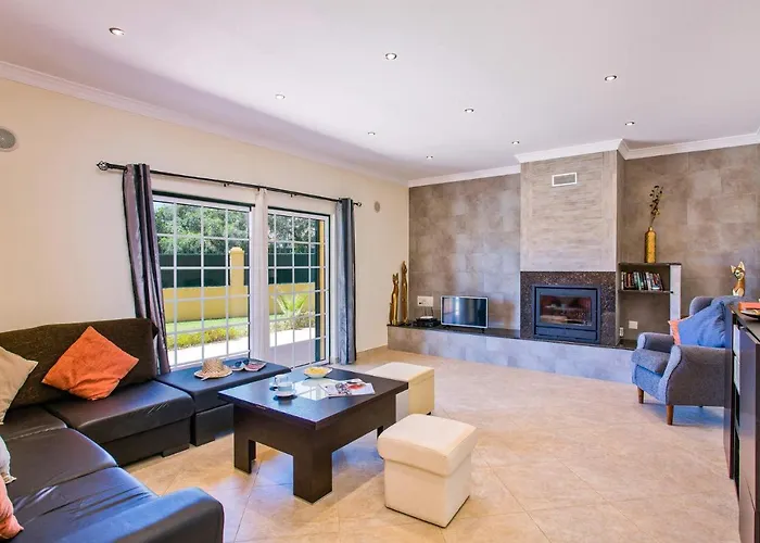 Nincha - Heated Pool - Free Wi-fi - Air Con * アルブフェイラ