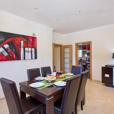 Nincha - Heated Pool - Free Wi-fi - Air Con Villa Albufeira